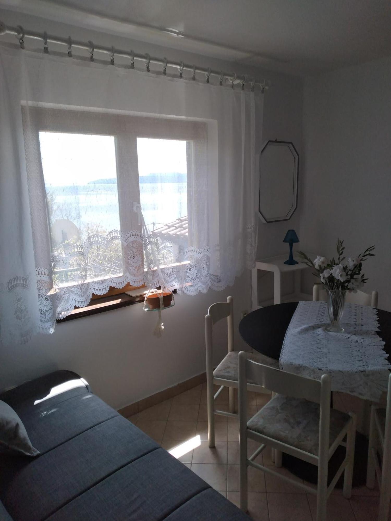 Apartments Zlatko Ičići 객실 사진